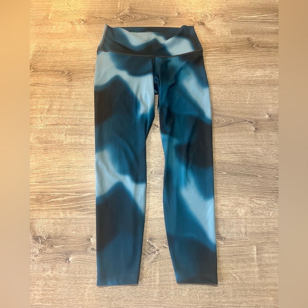 Nike Women's Dry-Fit Tie-Dye Yoga 7/8 Leggings